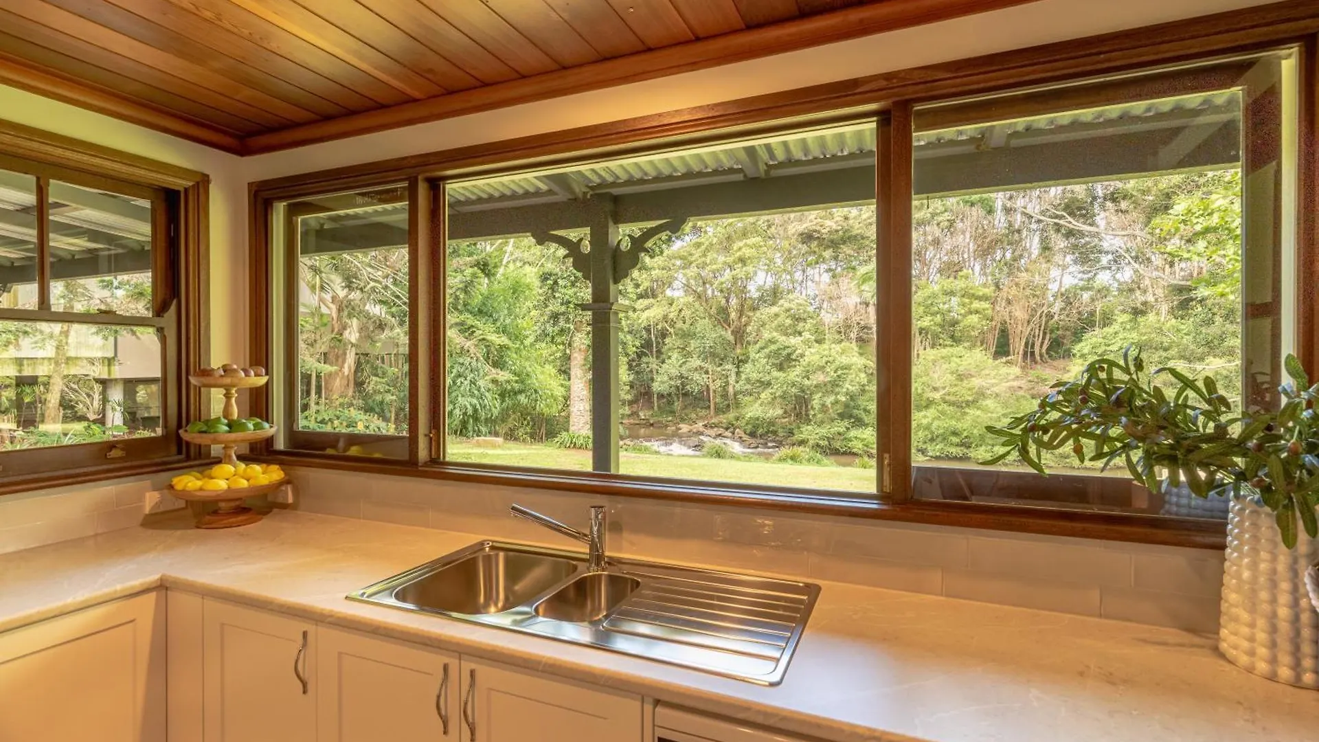 Maleny Hotel